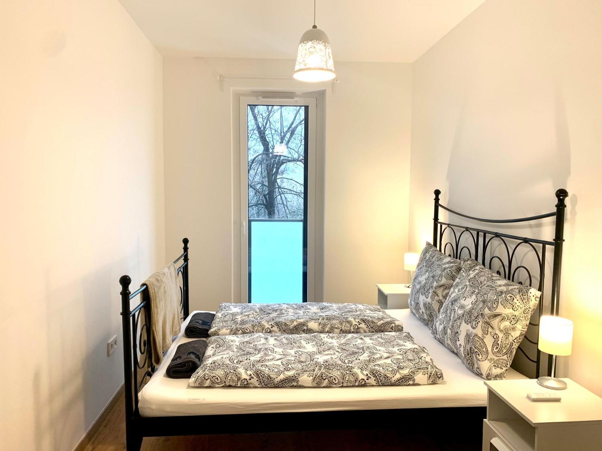 Westside Residence Apartment - Modern & Peaceful - Free Garage! ブダペスト エクステリア 写真