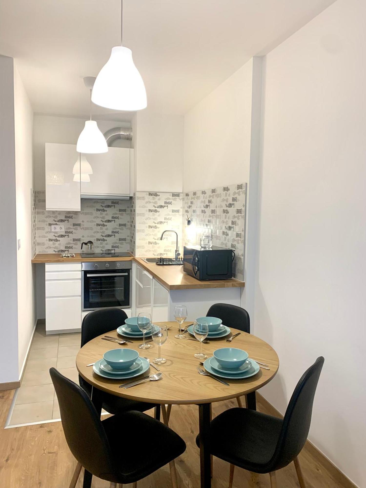 Westside Residence Apartment - Modern & Peaceful - Free Garage! ブダペスト エクステリア 写真